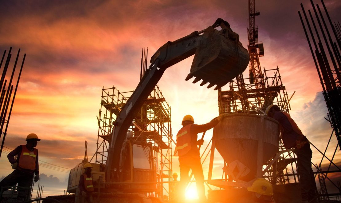 constructionworkers_reduced-1500x1001